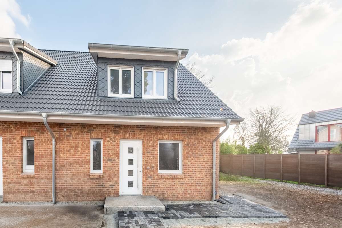 Thumbnail-Haus zum Kaufen in Norderstedt 560.000,00 € 111.74 m²