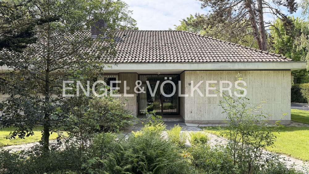 Thumbnail-Haus zum Kaufen in Köln - Hahnwald 2.700.000,00 € 233 m²