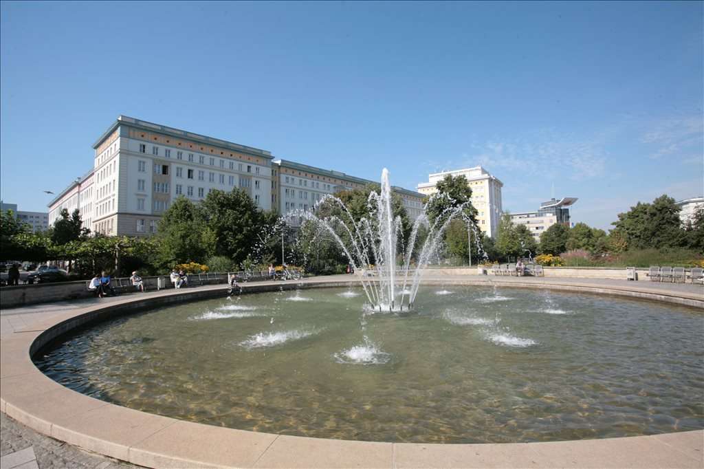 Thumbnail-Wohnung zum Mieten in Magdeburg 413,61 € 48.66 m²