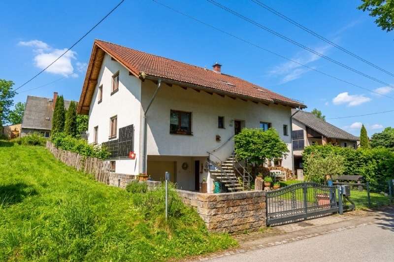 Thumbnail-Haus zum Kaufen in Penig 425.000,00 € 242 m²