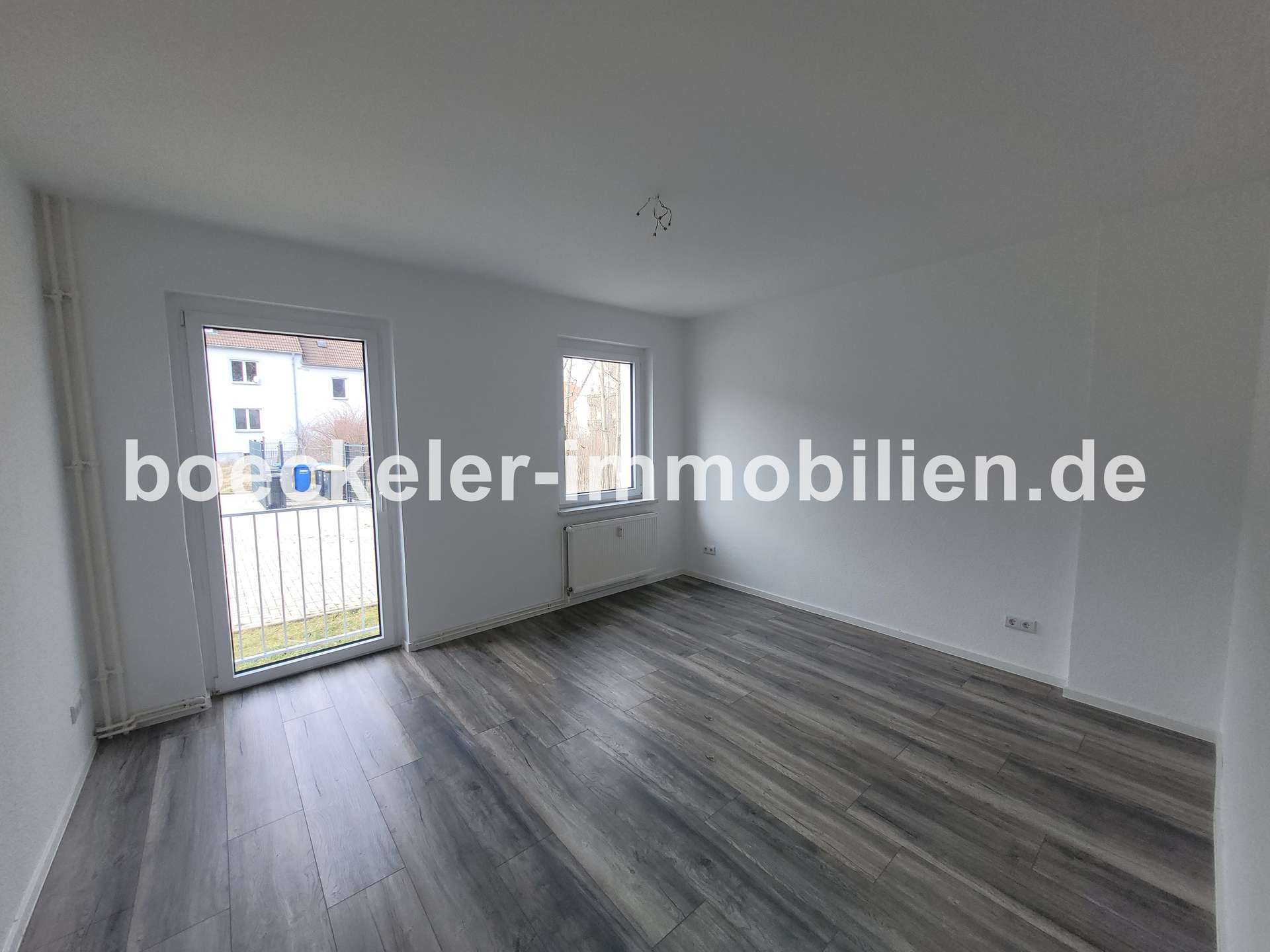 Thumbnail-Wohnung zum Mieten in Elsteraue 450,00 € 70.6 m²