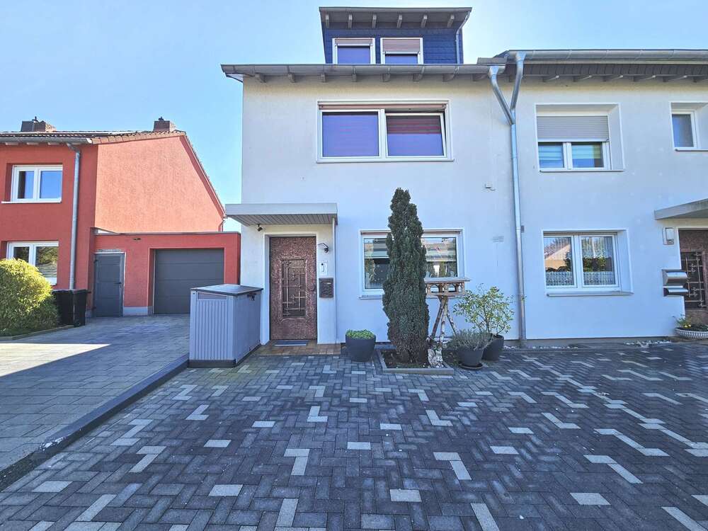 Thumbnail-Wohnung zum Kaufen in Bochum 320.000,00 € 114 m²
