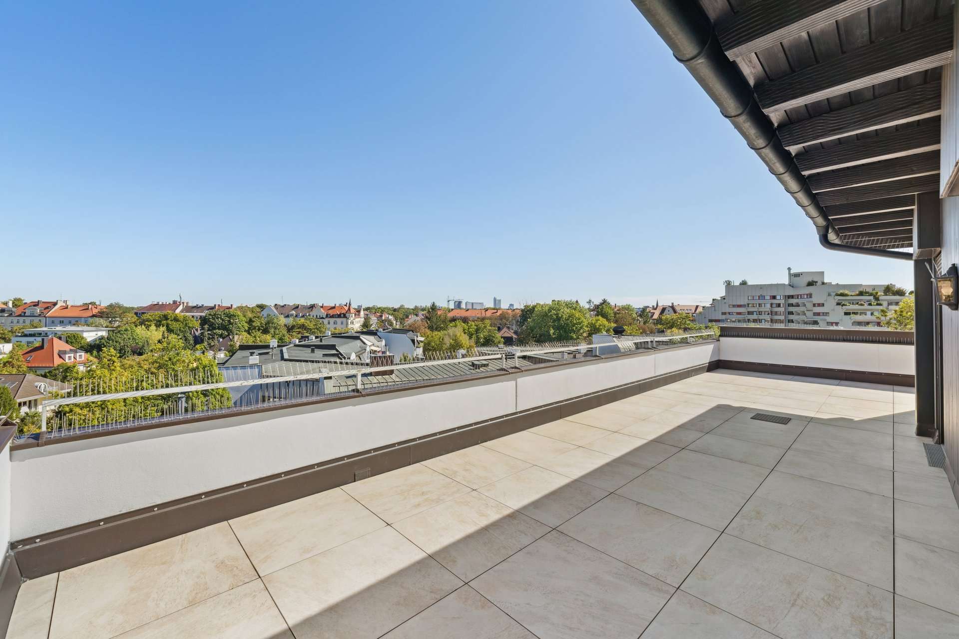 Thumbnail-Wohnung zum Kaufen in München 2.630.000,00 € 178 m²