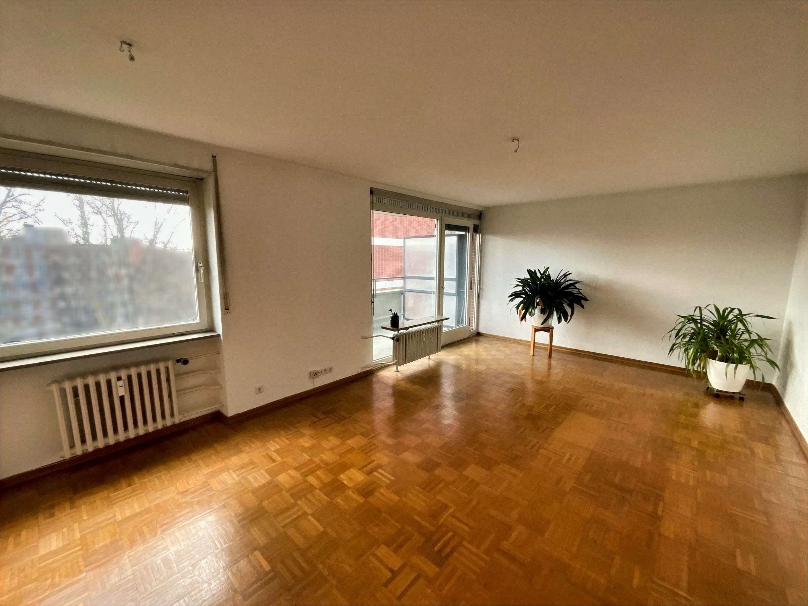 Thumbnail-Wohnung zum Kaufen in Ludwigshafen 219.000,00 € 86 m²