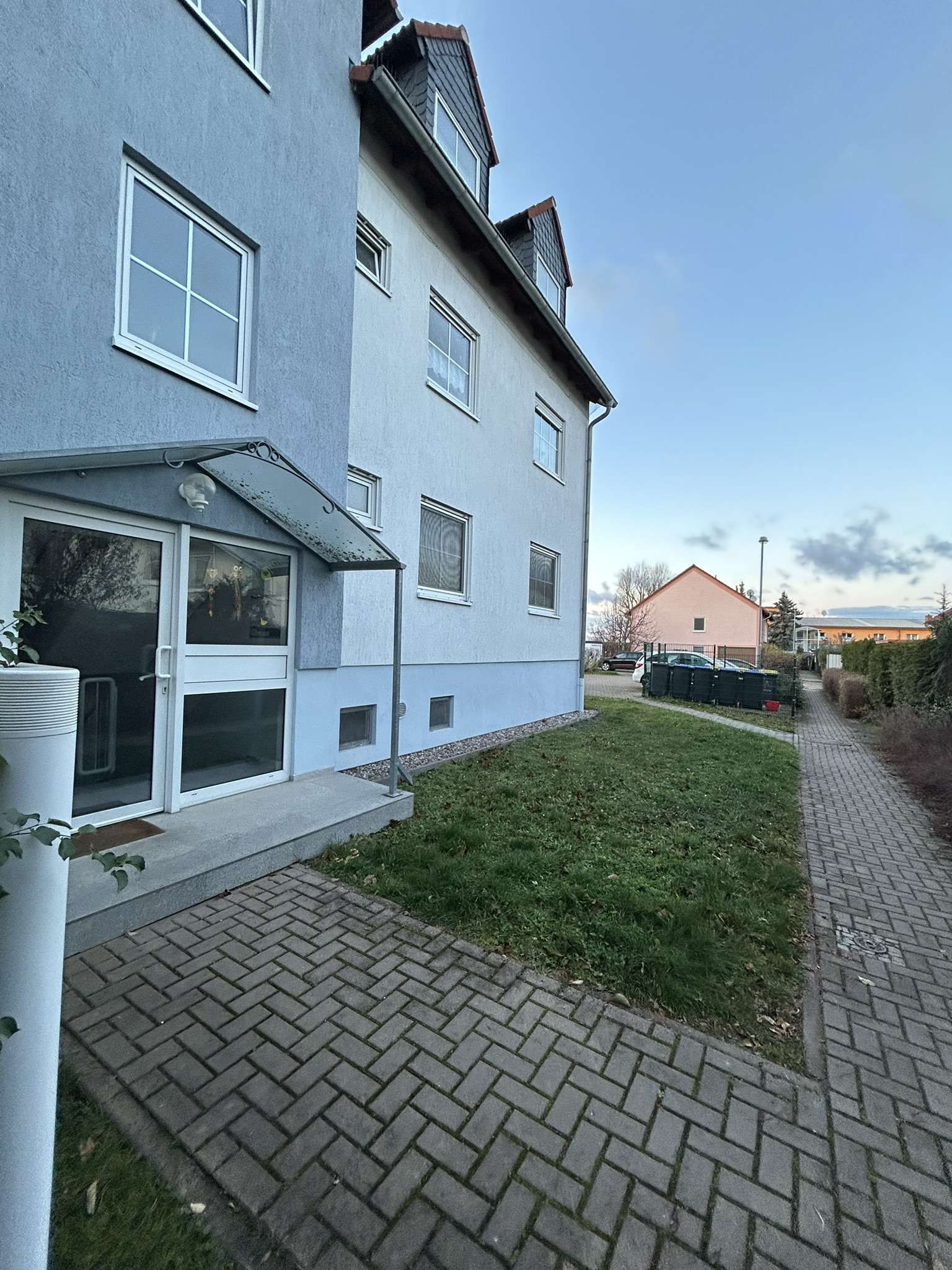 Thumbnail-Wohnung zum Kaufen in Elxleben an der Gera 198.800,00 € 94 m²