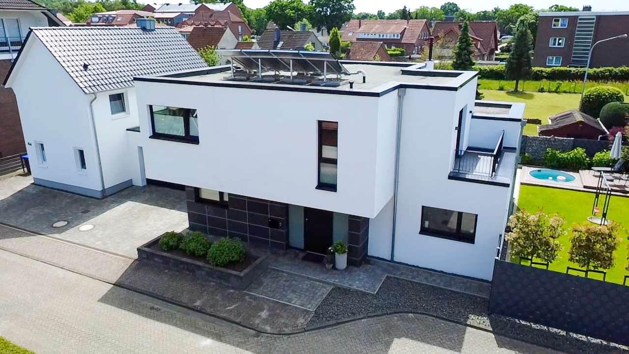 Thumbnail-Haus zum Kaufen in Oldenburg 979.000,00 € 196 m²