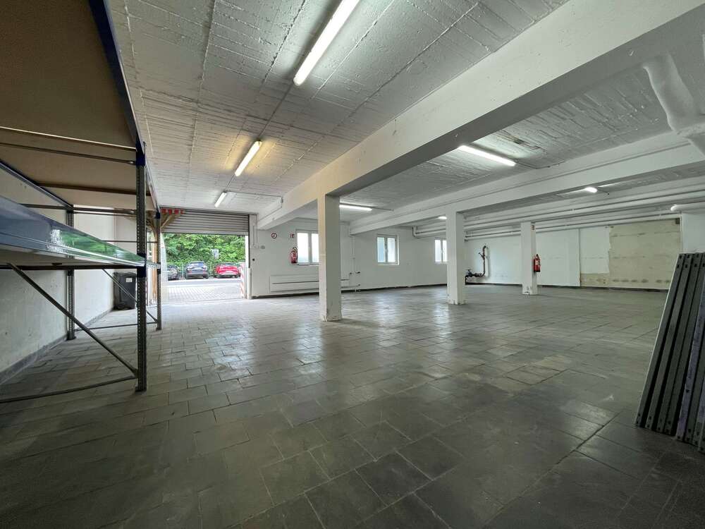 Thumbnail-Halle in Obertshausen 1.012,50 € 135 m²