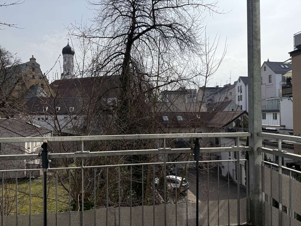 Thumbnail-Wohnung zum Kaufen in Augsburg Zentrum 375.000,00 € 82 m²