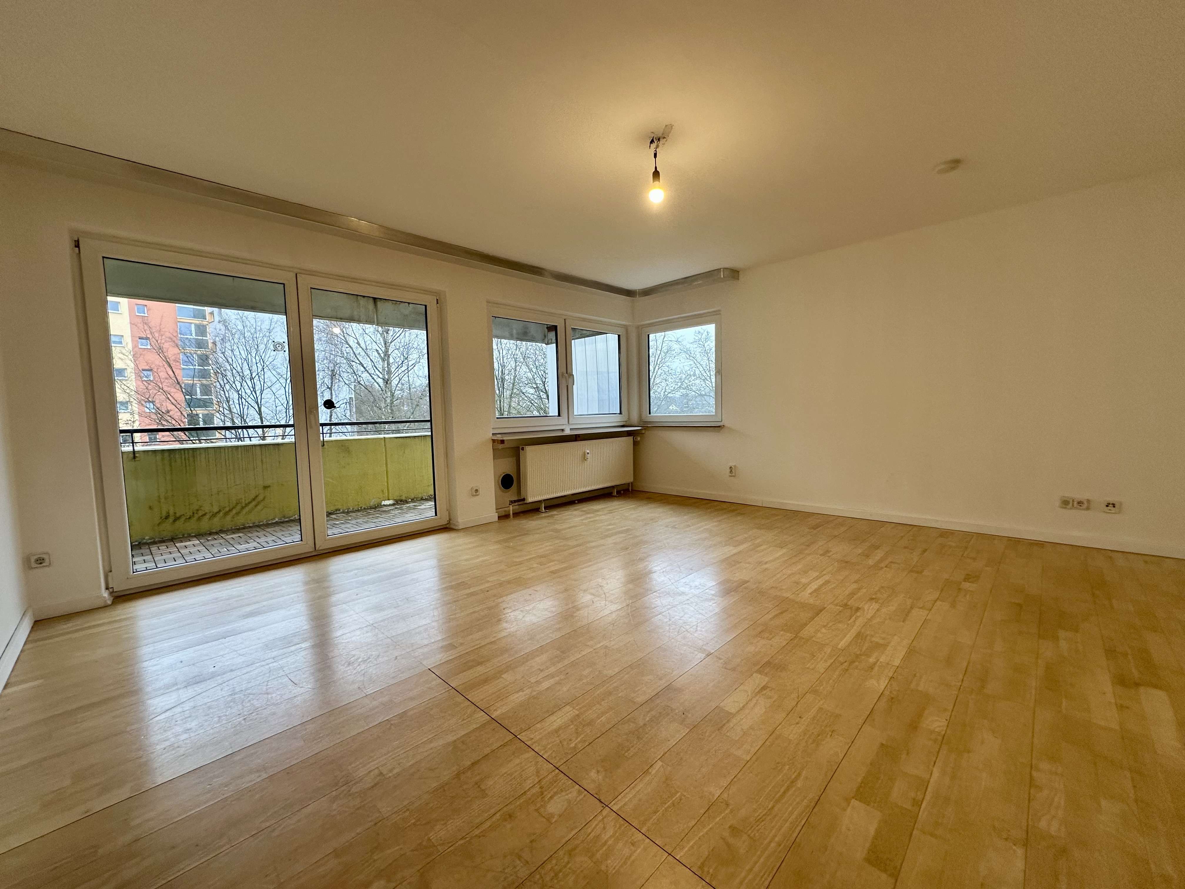Thumbnail-Wohnung zum Kaufen in Mörfelden-Walldorf 249.500,00 € 80.76 m²