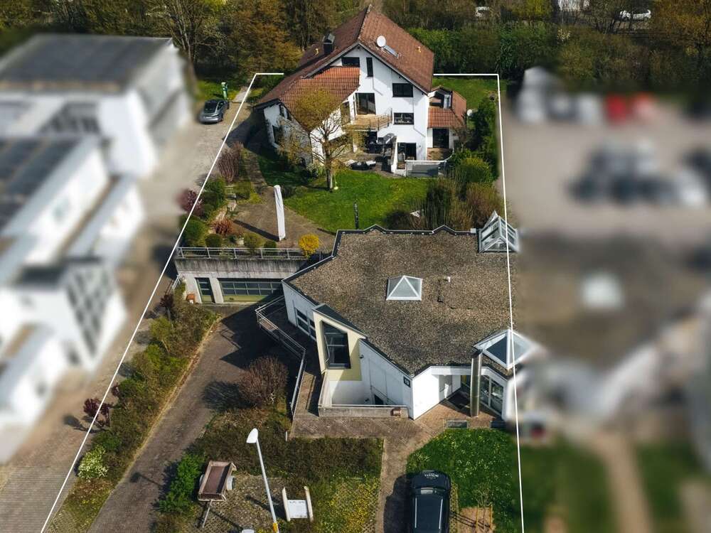 Thumbnail-Haus zum Kaufen in Kirchheim unter Teck 1.150.000,00 € 266 m²