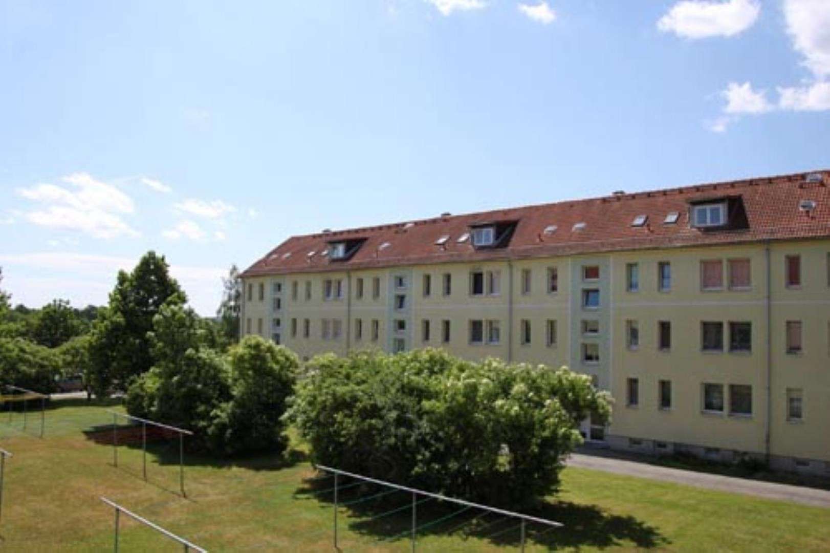 Thumbnail-Wohnung zum Mieten in Meuselwitz 280,00 € 56 m²