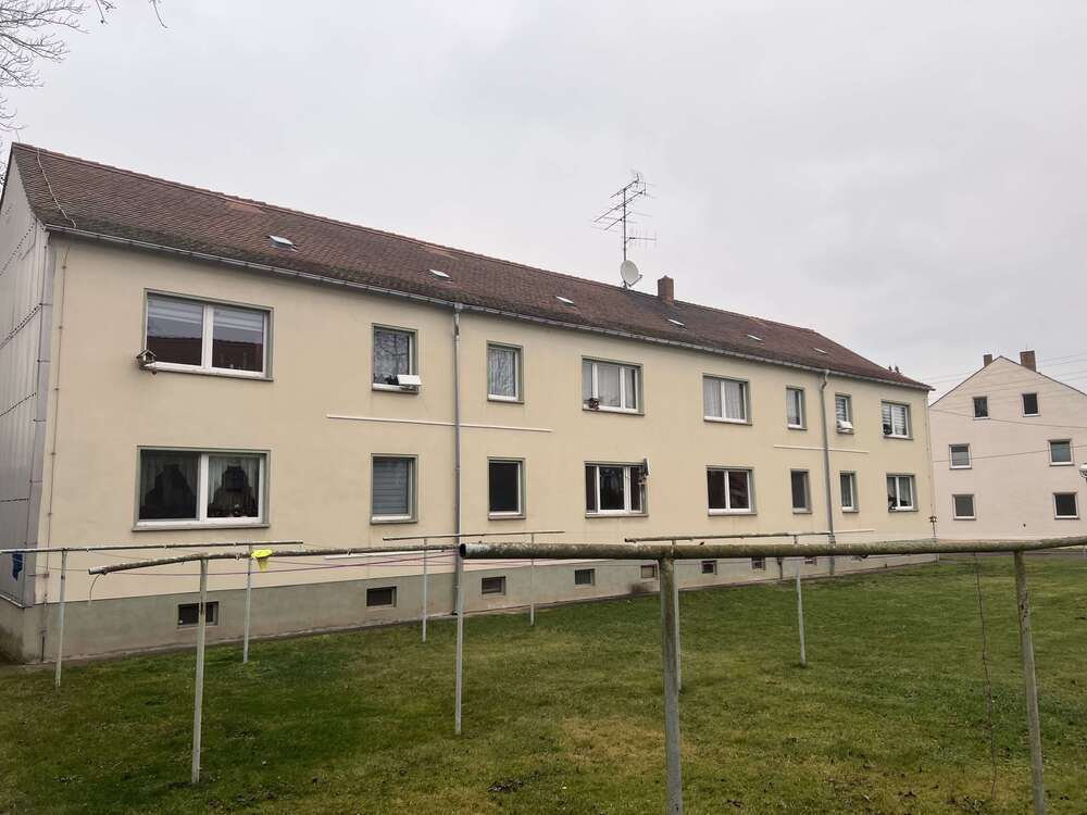 Thumbnail-Wohnung zum Mieten in Lommatzsch 370,00 € 52.97 m²