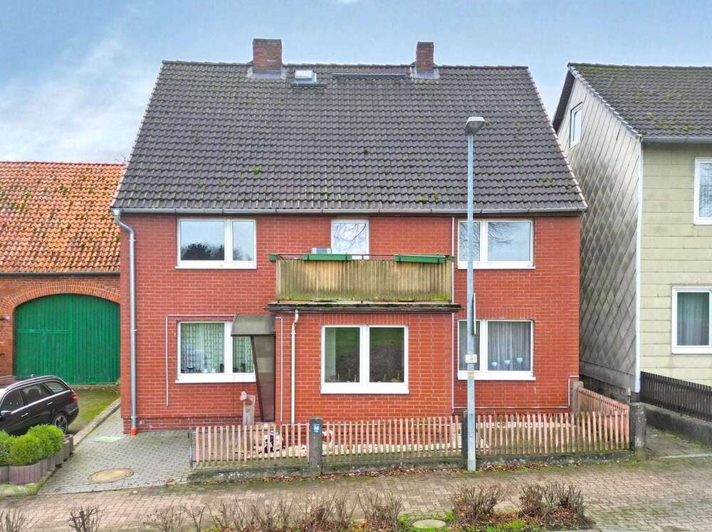 Thumbnail-Haus zum Kaufen in Bad Münder 220.000,00 € 283.3 m²