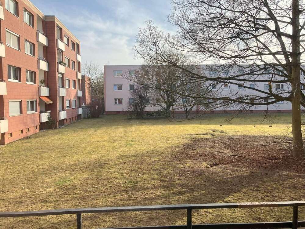 Thumbnail-Wohnung zum Kaufen in Braunschweig 205.000,00 € 77.78 m²