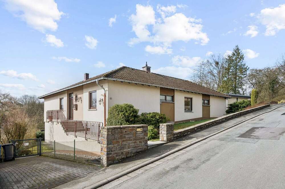 Thumbnail-Haus zum Kaufen in Wetzlar 499.000,00 € 122.69 m²