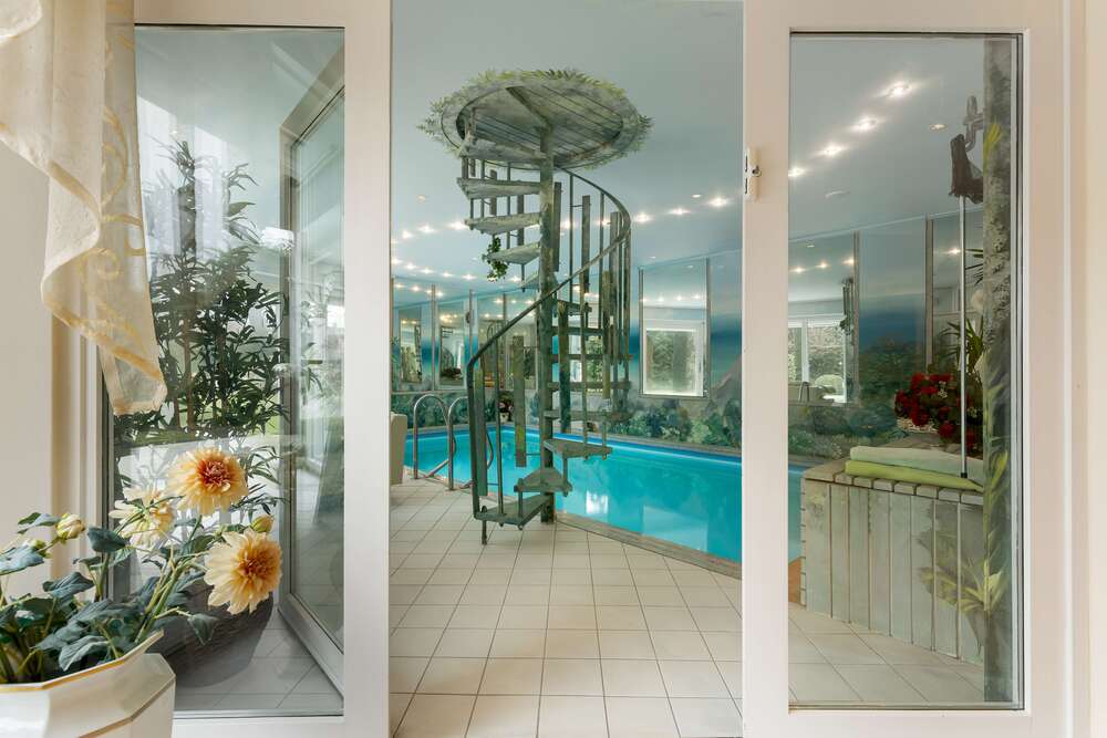 Thumbnail-Haus zum Kaufen in Burgwedel 1.690.000,00 € 417 m²