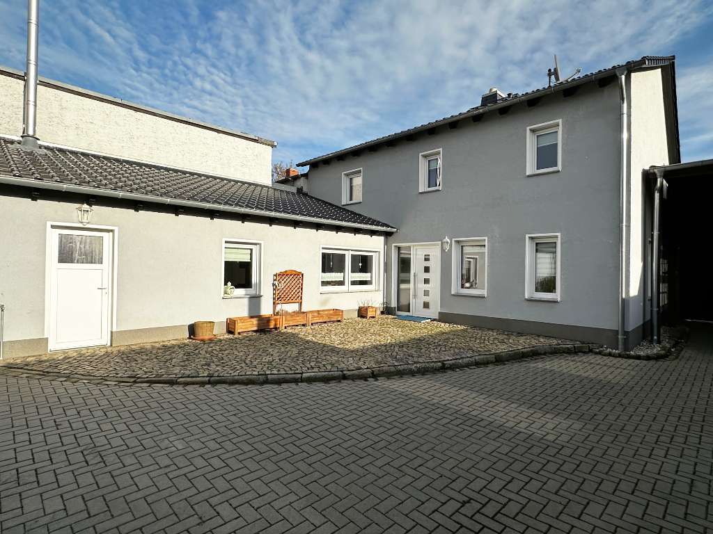 Thumbnail-Haus zum Kaufen in Letzlingen 360.000,00 € 182 m²