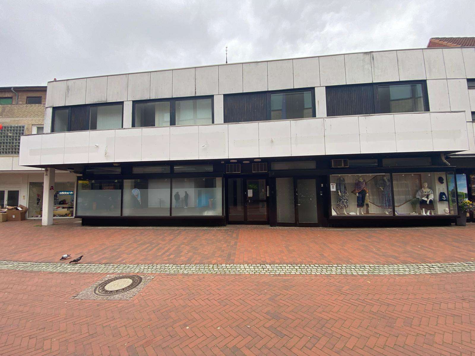 Thumbnail-Büro in Itzehoe 2.304,00 € 192 m²