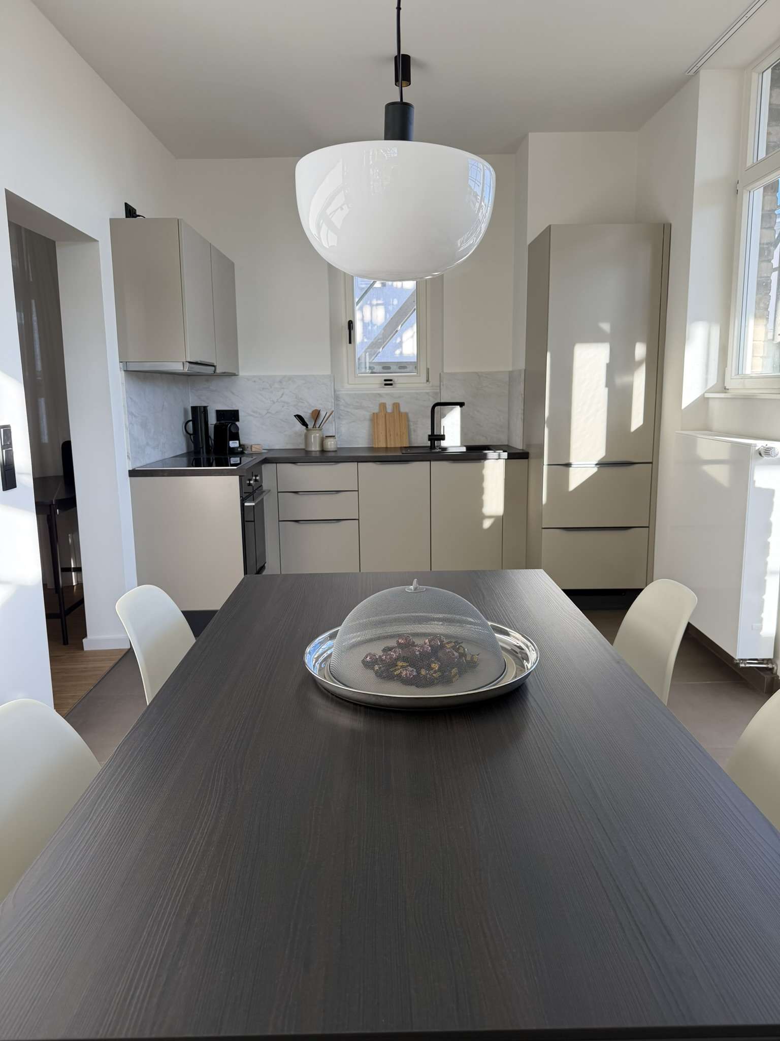 Thumbnail-Wohnung zum Mieten in Stuttgart 2.000,00 € 61 m²