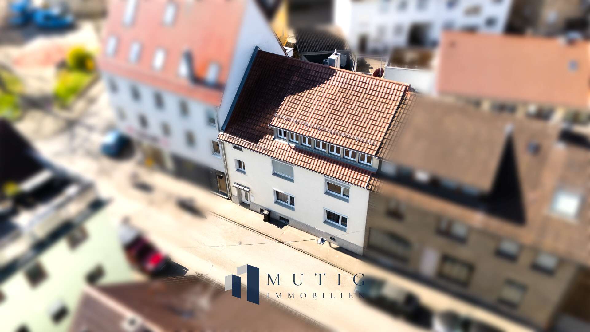 Thumbnail-Haus zum Kaufen in Stuttgart Münster 879.000,00 € 235 m²