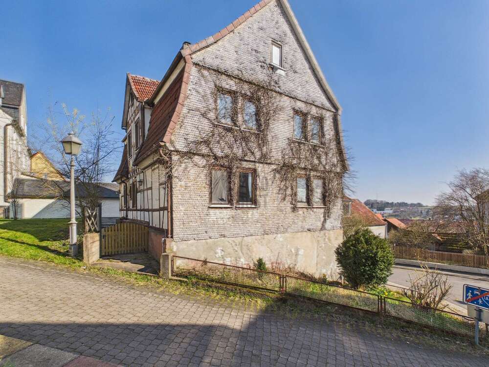 Thumbnail-Haus zum Kaufen in Herbstein 65.000,00 € 225 m²