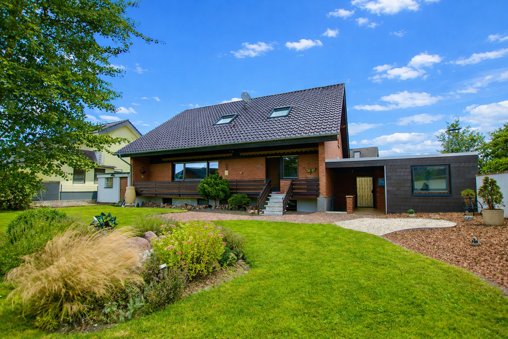 Thumbnail-Haus zum Kaufen in Erftstadt- Erp 450.000,00 € 185 m²