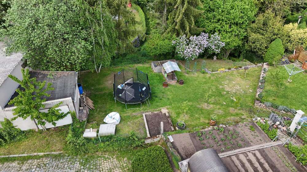 Thumbnail-Grundstück zu verkaufen in Stößen 50.000,00 € 834 m²