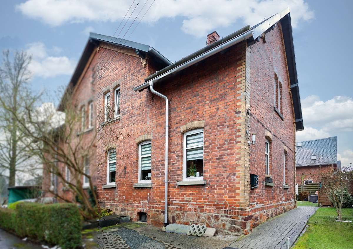 Thumbnail-Haus zum Kaufen in Chemnitz 149.900,00 € 99 m²