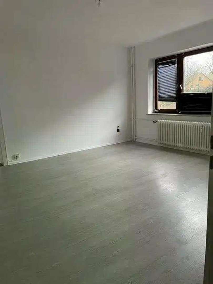 Thumbnail-Wohnung zum Mieten in Kiel 440,00 € 47.8 m²