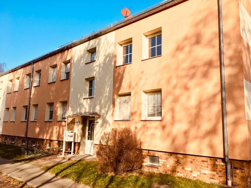 Thumbnail-Wohnung zum Mieten in Schenkendöbern 375,00 € 60.6 m²