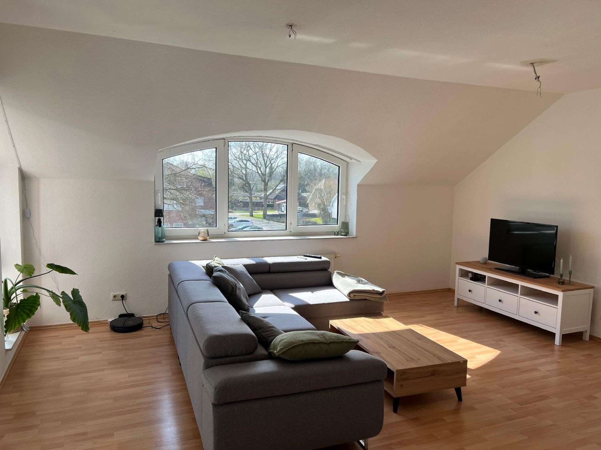 Thumbnail-Wohnung zum Mieten in Wiefelstede 700,00 € 73 m²