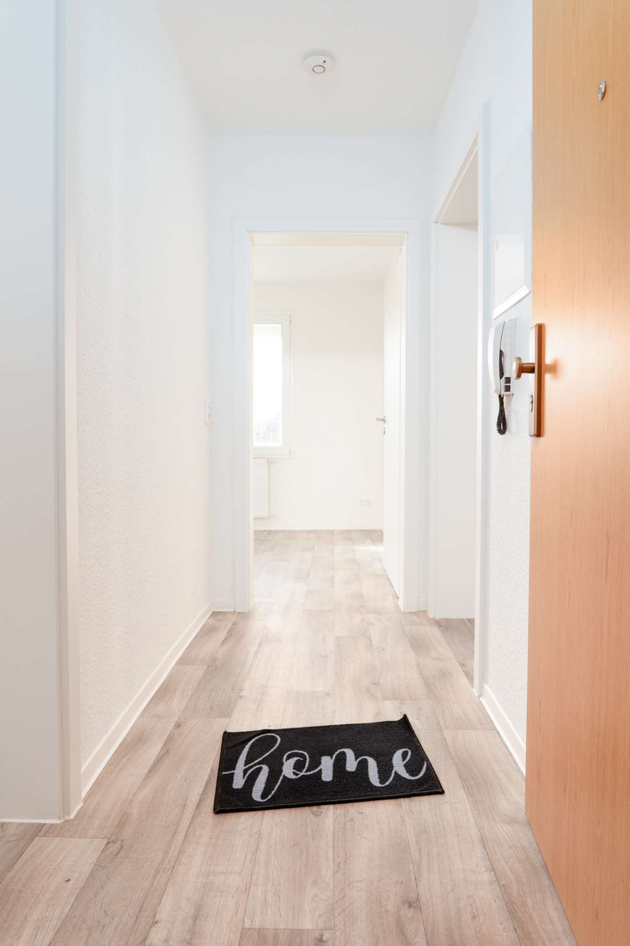 Thumbnail-Wohnung zum Mieten in Schönebeck 313,96 € 46.17 m²