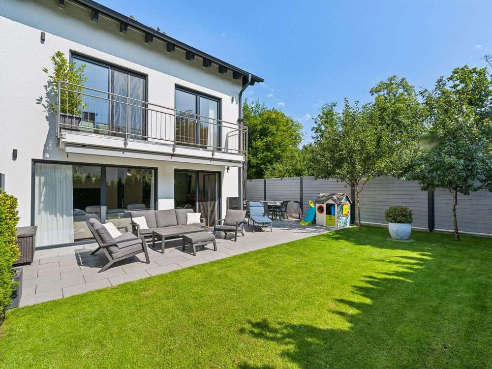 Thumbnail-Haus zum Kaufen in Ottobrunn 1.329.000,00 € 150.63 m²