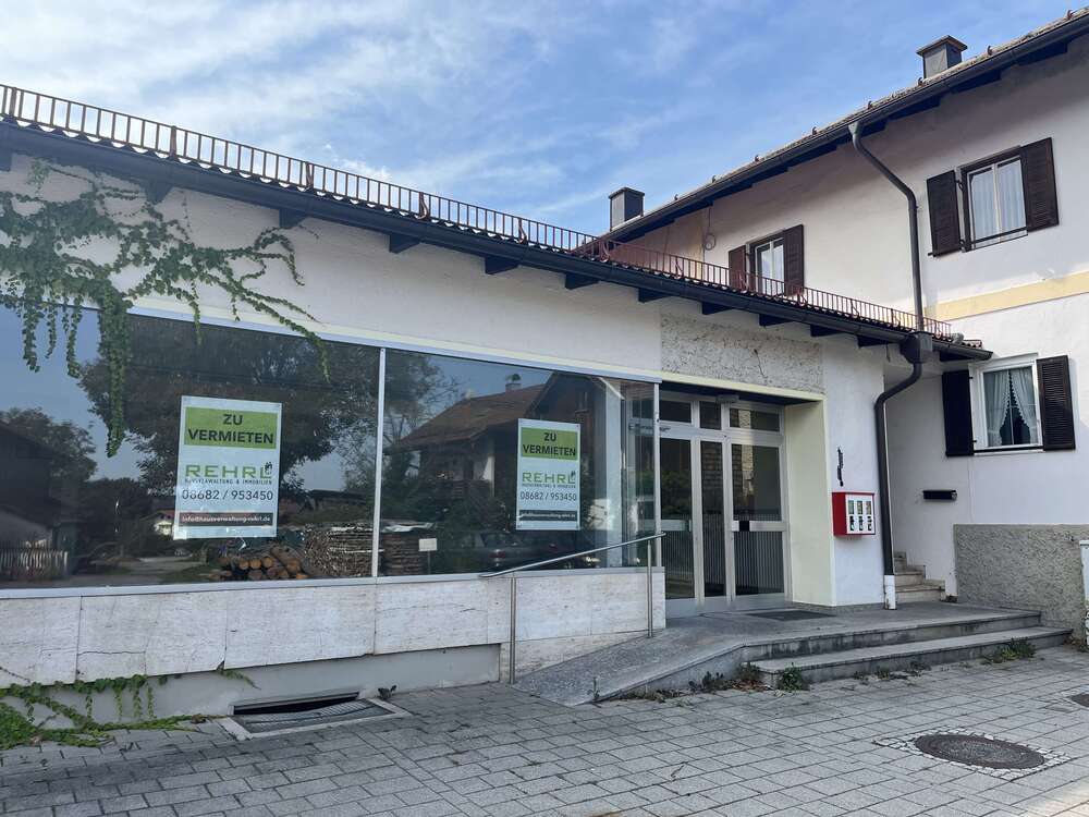 Thumbnail-Einzelhandel in Saaldorf-Surheim 1.218,50 € 233 m²
