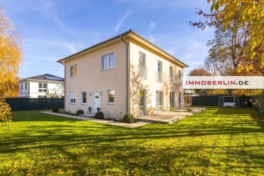 Thumbnail-Haus zum Kaufen in Kladow 994.000,00 € 220 m²