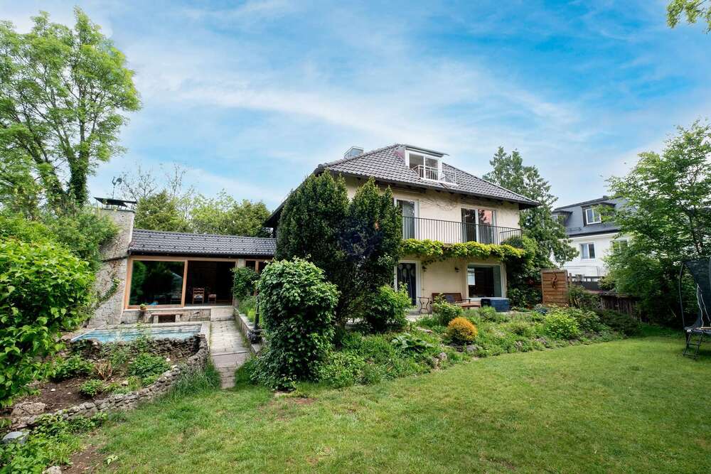 Thumbnail-Haus zum Kaufen in Grünwald 2.680.000,00 € 360 m²