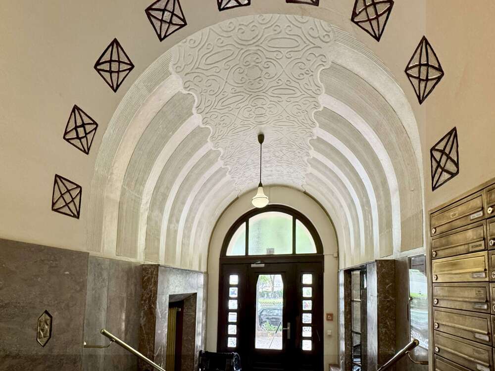 Thumbnail-Wohnung zum Kaufen in Berlin 1.100.000,00 € 136 m²