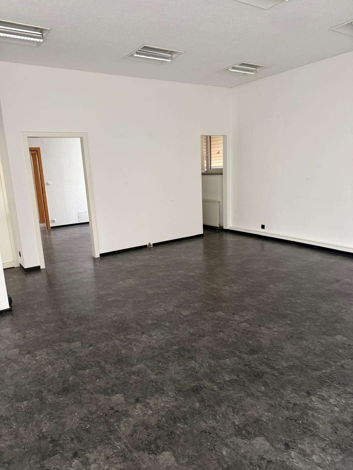 Thumbnail-Büro in Groß-Gerau 1.100,00 € 89 m²