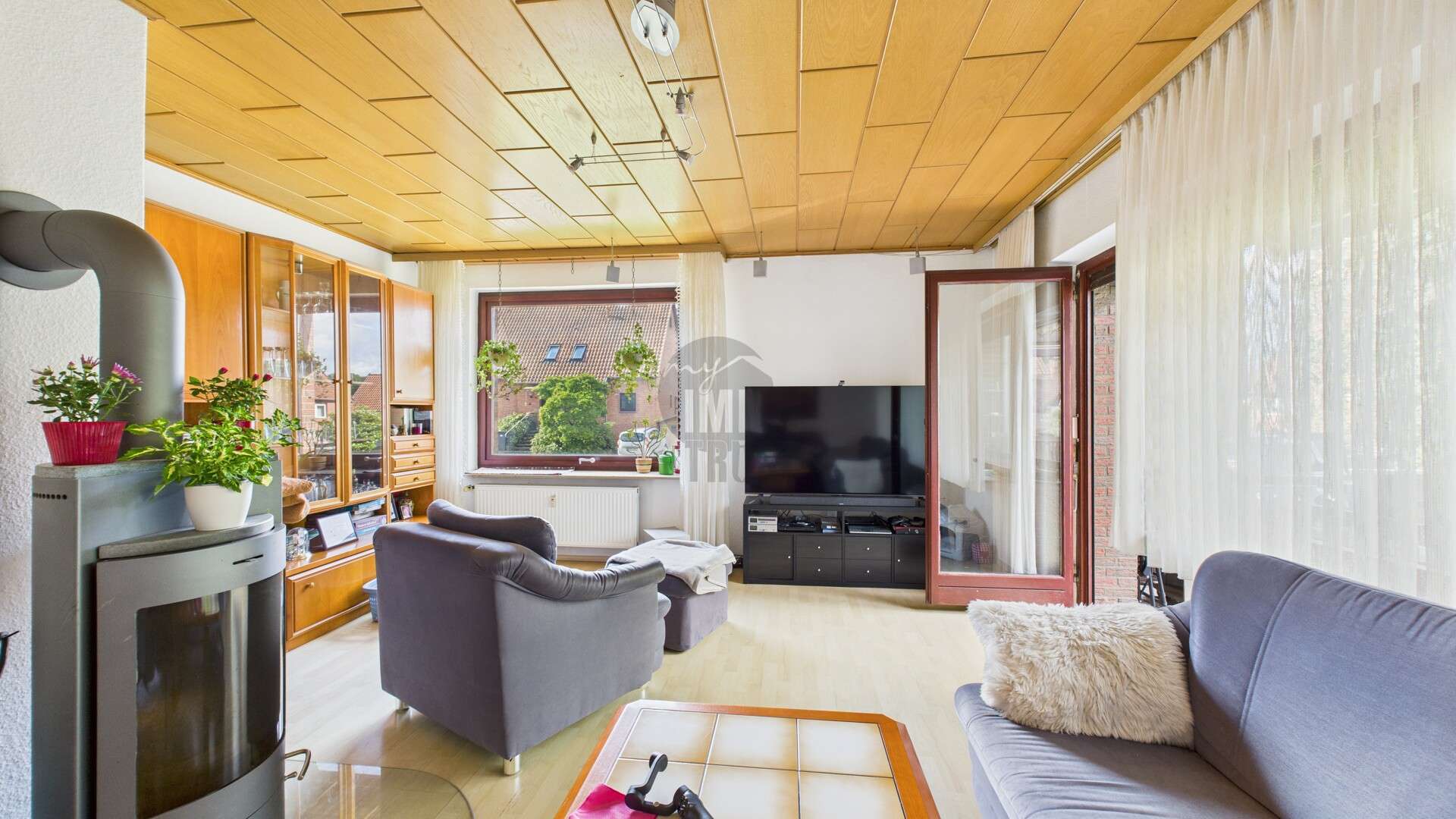 Thumbnail-Haus zum Kaufen in Neustadt am Rübenberge 389.000,00 € 215 m²