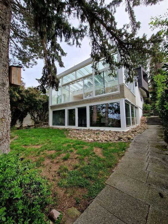 Thumbnail-Haus zum Kaufen in Esslingen 1.000.000,00 € 326 m²