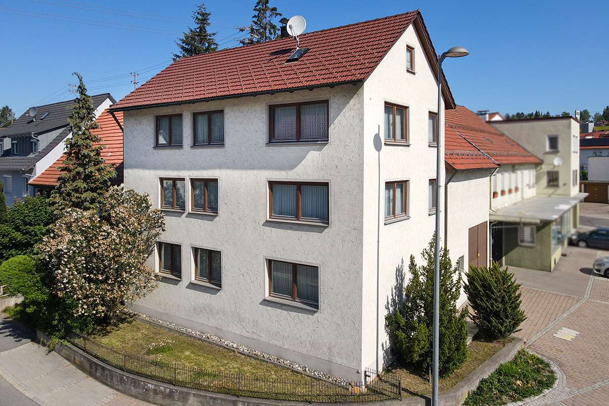 Thumbnail-Haus zum Kaufen in Burladingen 198.000,00 € 194 m²