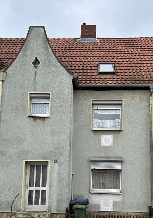 Thumbnail-Haus zum Kaufen in Helmstedt 80.000,00 € 129 m²