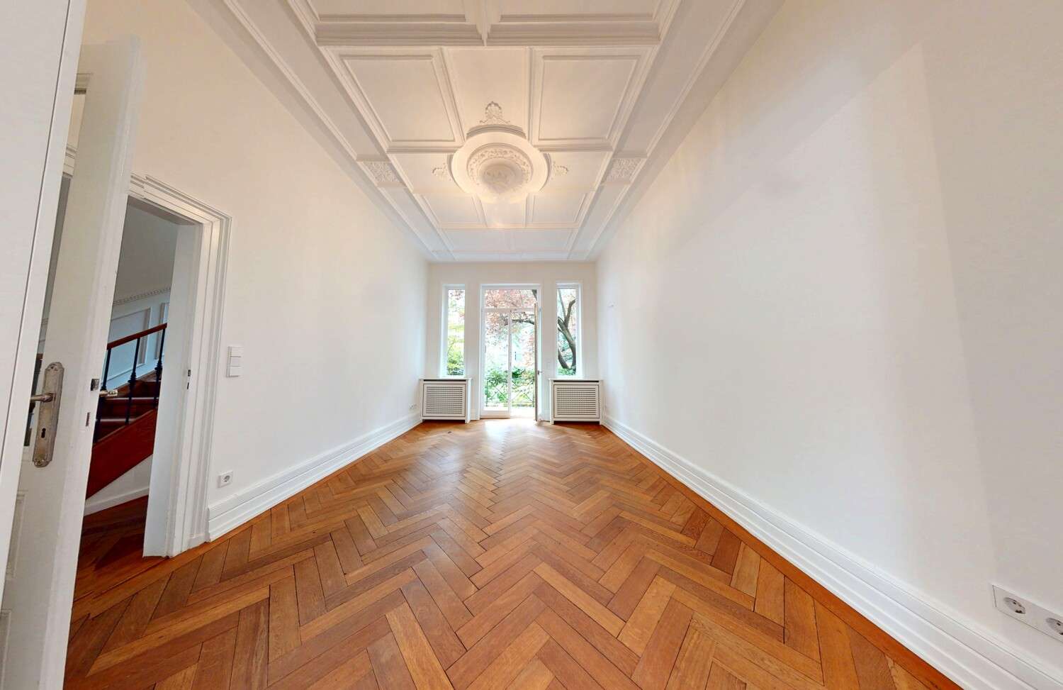 Thumbnail-Haus zum Kaufen in Frankfurt am Main 4.400.000,00 € 180 m²