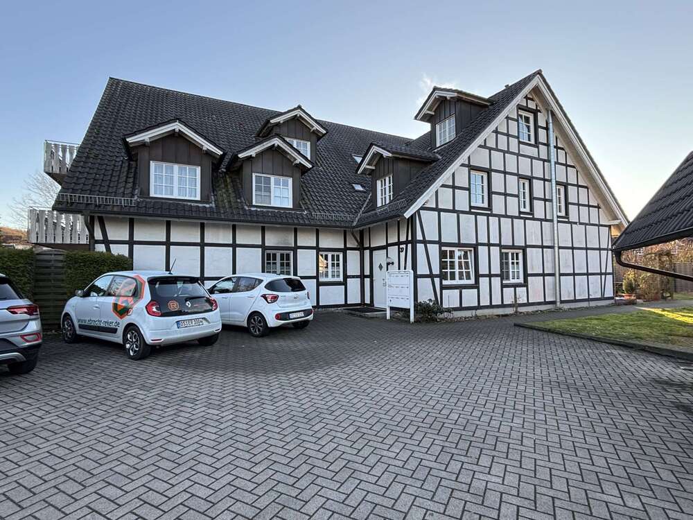 Thumbnail-Wohnung zum Kaufen in Hasbergen 215.000,00 € 100.48 m²