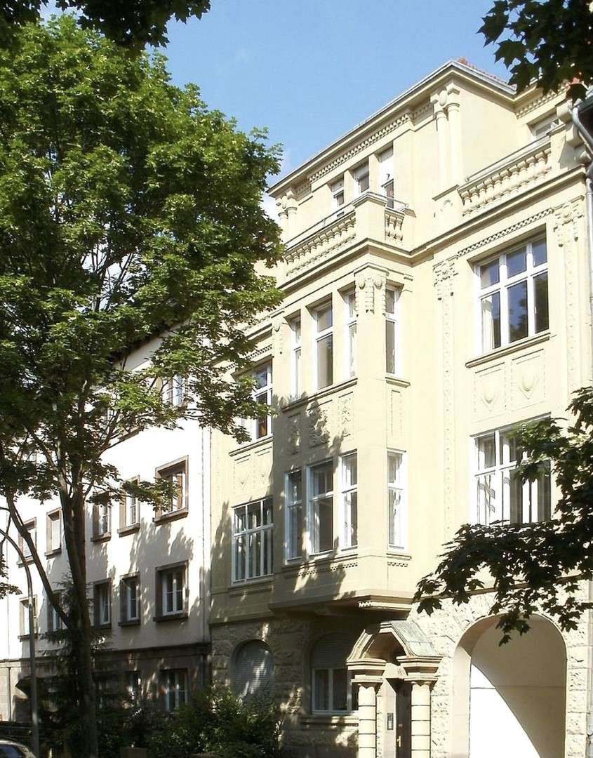 Thumbnail-Wohnung zum Mieten in Saarbrücken 1.690,00 € 180 m²