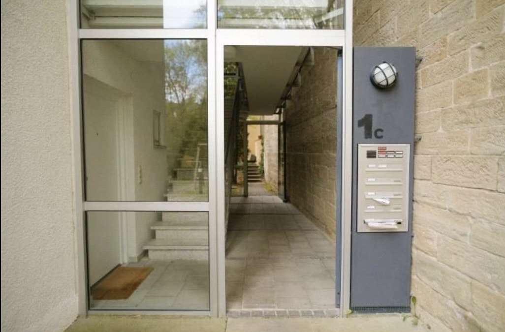 Thumbnail-Wohnung zum Kaufen in Stuttgart 230.000,00 € 40 m²