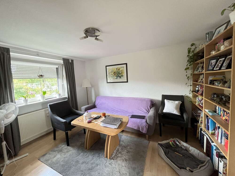 Thumbnail-Wohnung zum Kaufen in Düsseldorf 125.000,00 € 47.07 m²