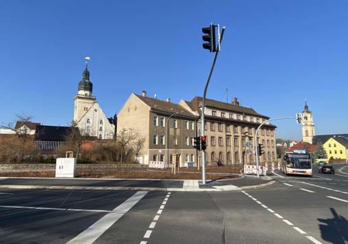 Thumbnail-Haus zum Kaufen in Werdau 180.000,00 € 1430 m²