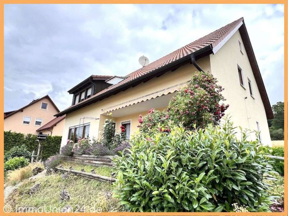 Thumbnail-Haus zum Kaufen in Ahorntal 359.000,00 € 183 m²