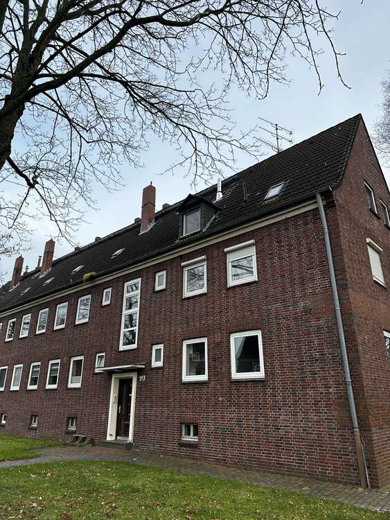 Thumbnail-Wohnung zum Kaufen in Wilhelmshaven 62.000,00 € 58.96 m²